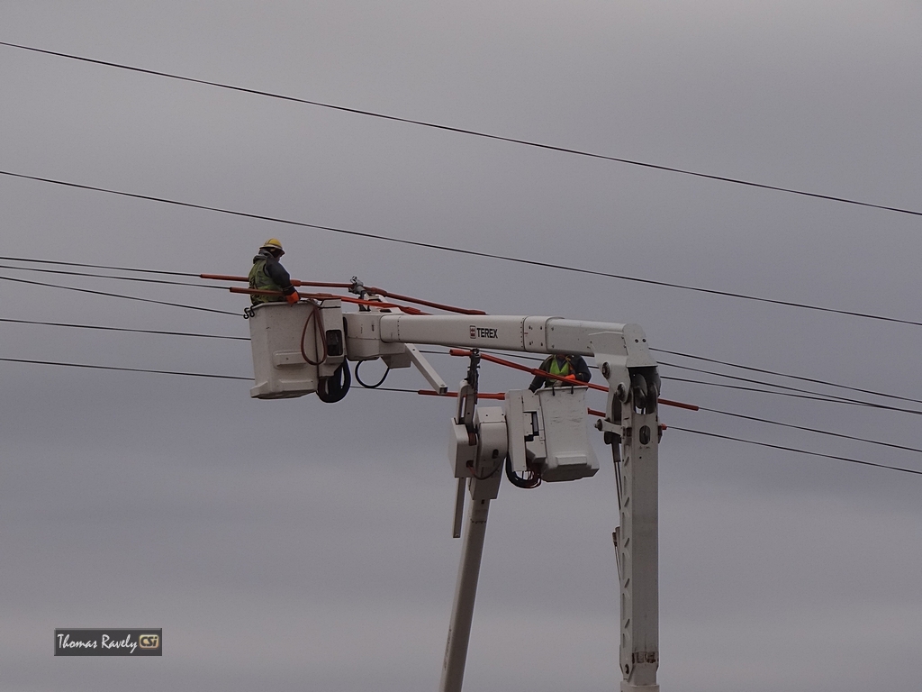 Large Building move on 281 Bypass     CSi Photo